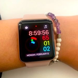 Series 3 Apple Watch w/ Cellular